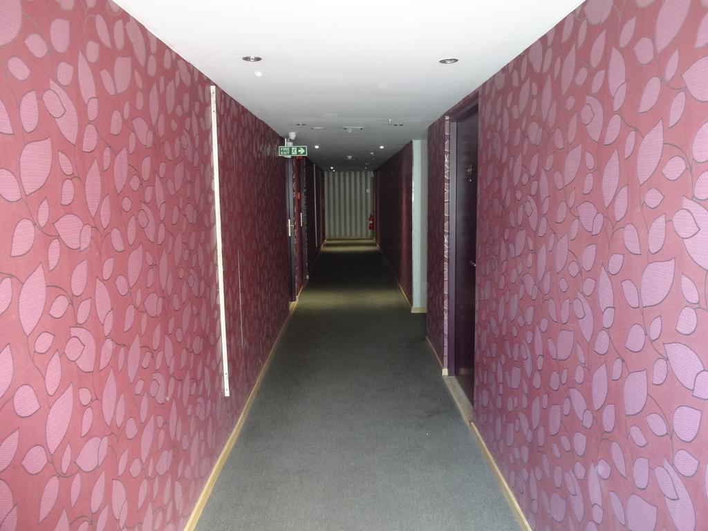 The Purple Leaf Hotels Hajdarabad Zewnętrze zdjęcie